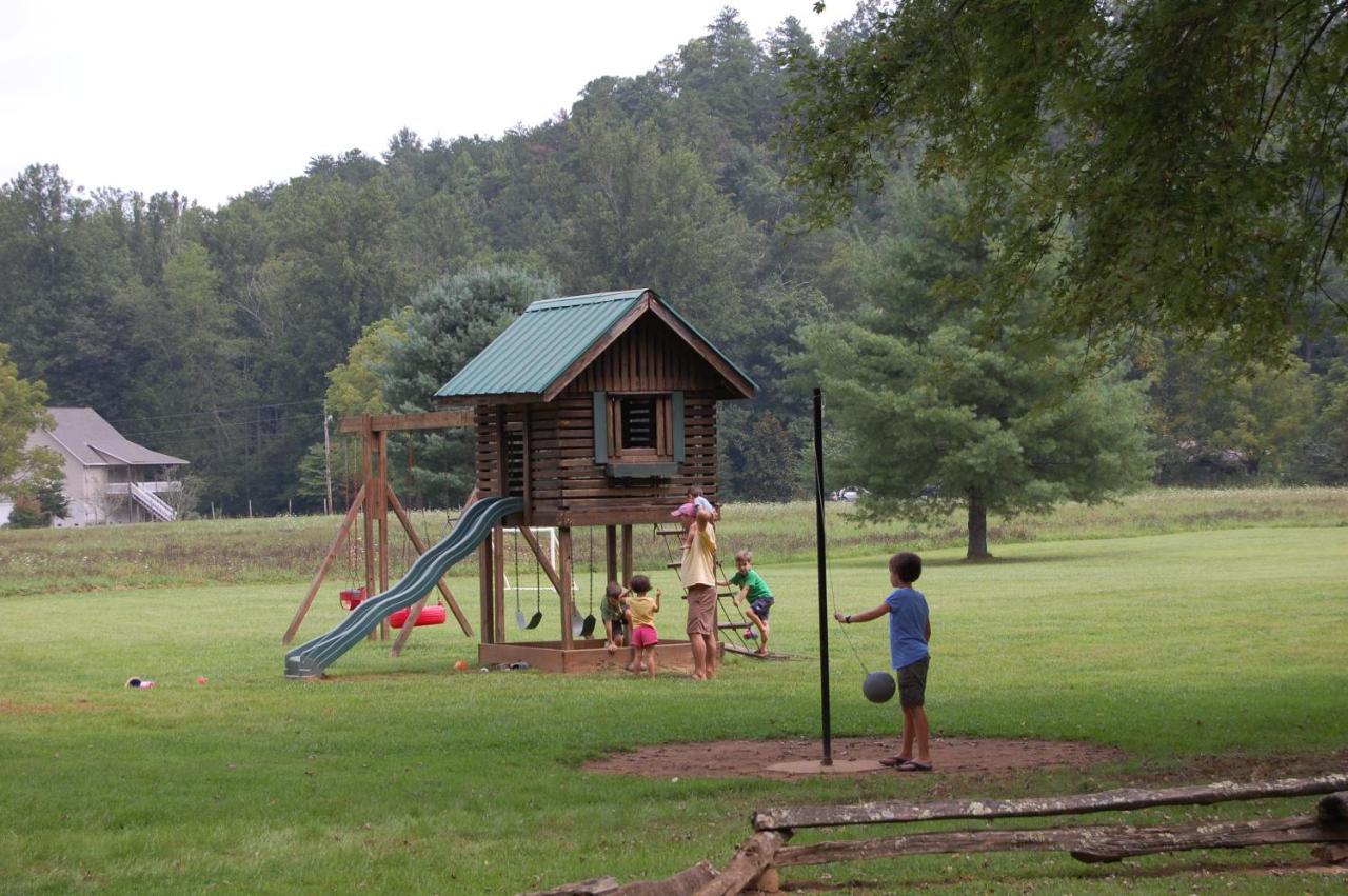 Mountain Springs Cabins Candler Zewnętrze zdjęcie